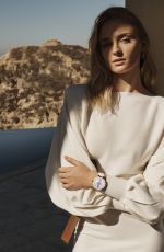 SOPHIE TURNER for Louis Vuitton Tambour Horizon Campaign