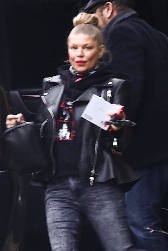 STACY FERGIE FERGUSON Out in Los Angeles 02/15/2019