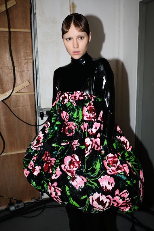 SUKI WATERHOUSE at Richard Quinn Show at London Fashion Week 02/19/2019