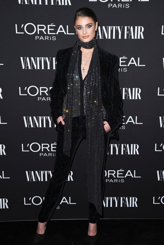TAYLOR HILL at Vanity Fair & L