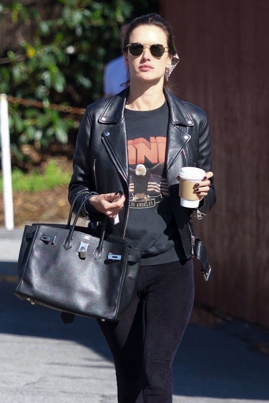 ALESSANDRA AMBROSIO at Brentwood Country Mart 03/07/2019