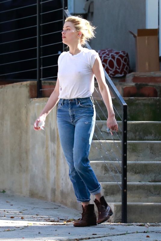 AMBER HEARD Visiting a Friend in Los Angeles 03/25/2019