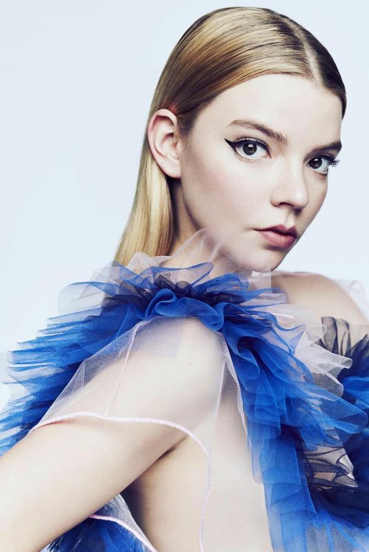 ANYA TAYLOR-JOY for Viktor&Rolf Flowerbomb 2019 Campaign