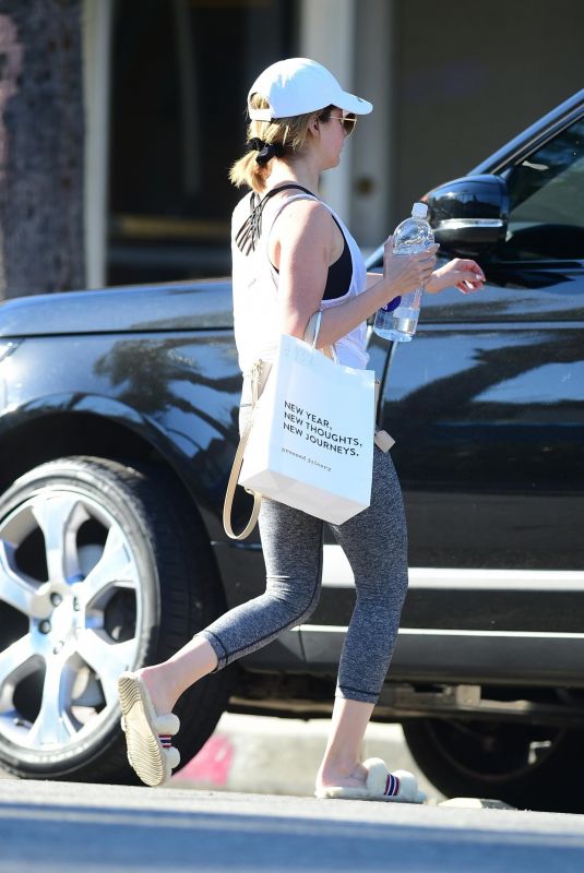 ASHLEY TISDALE Leaves Yoga Class in Studio City 03/16/2019