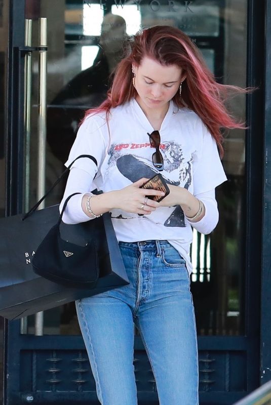 BEHATI PRINSLOO Shopping at Barneys New York in Beverly Hills 03/10/2019