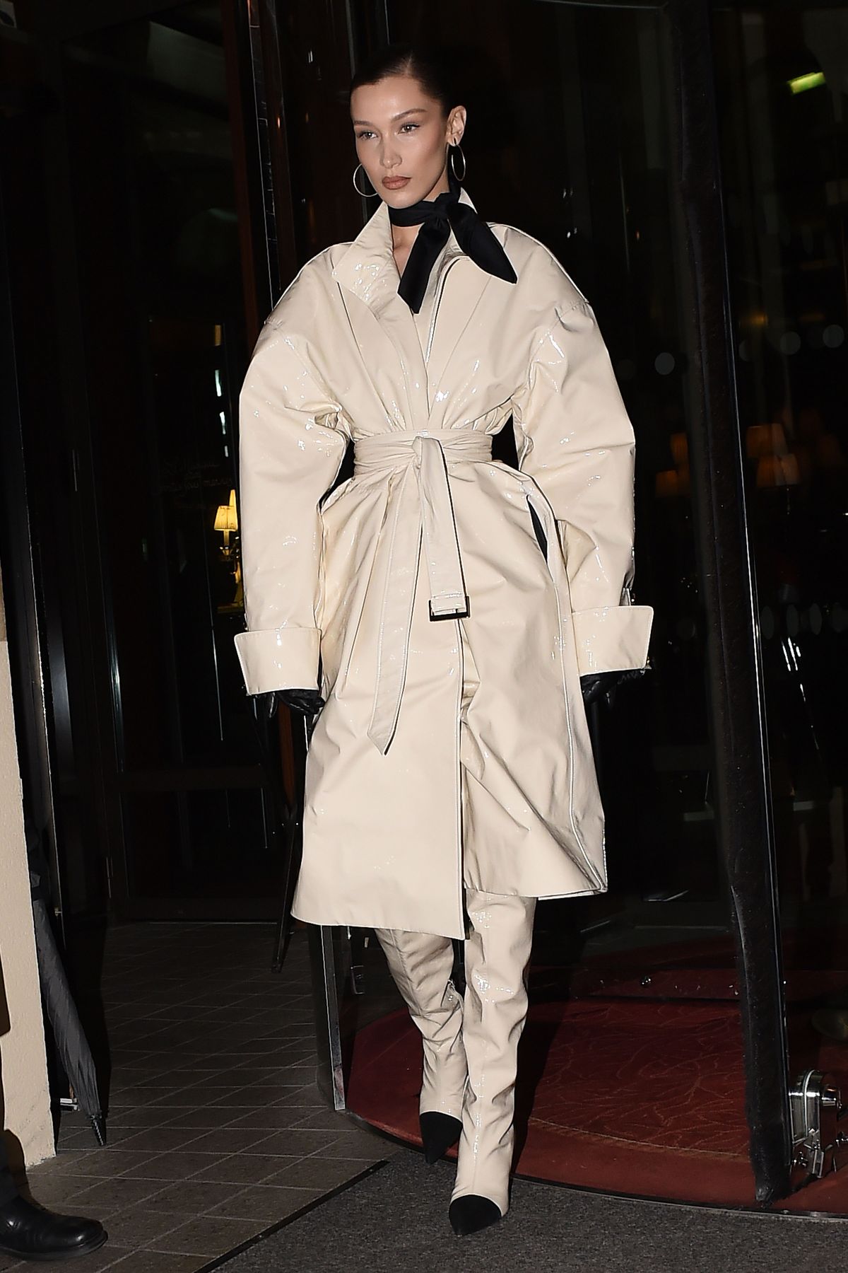 bella-hadid-heading-to-louis-vuitton-party-in-paris-03-01-2019-2.jpg