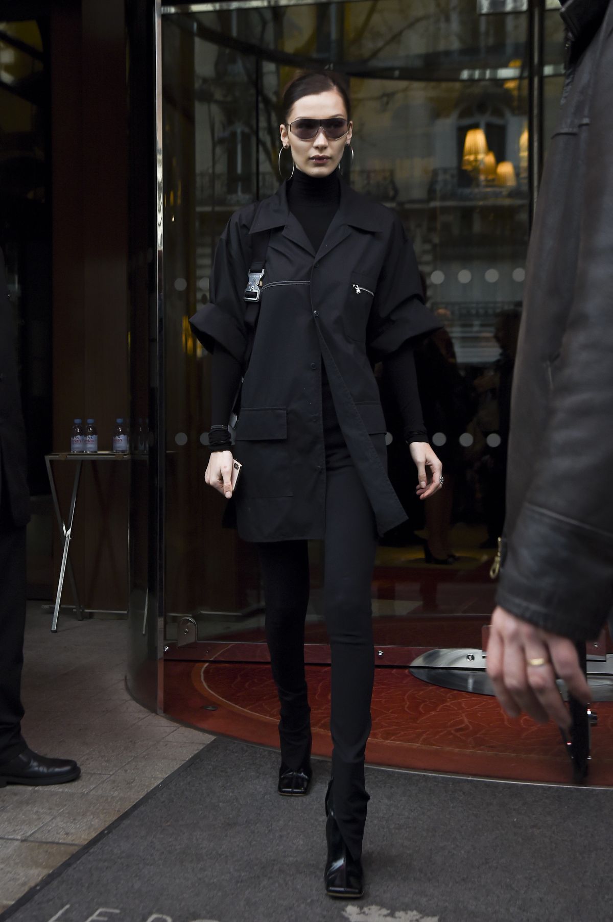 bella-hadid-leaves-her-hotel-in-paris-03-01-2019-3.jpg