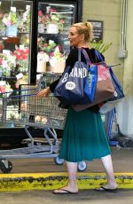 CAMERON DIAZ Shopping at Whole Foods in Beverly Hills 03/07/2019