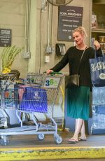 CAMERON DIAZ Shopping at Whole Foods in Beverly Hills 03/07/2019