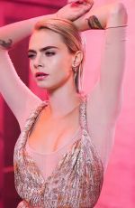 CARA DELEVINGNE for Dior Addict Stellar Shine Lipstick, 2019