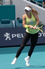 CAROLINE WOZNIACKI Practicing at Miami Open 03/18/2019