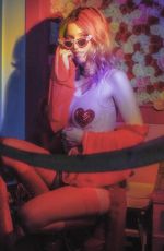 DANI THORNE on the Set of a Photoshoot, 2019