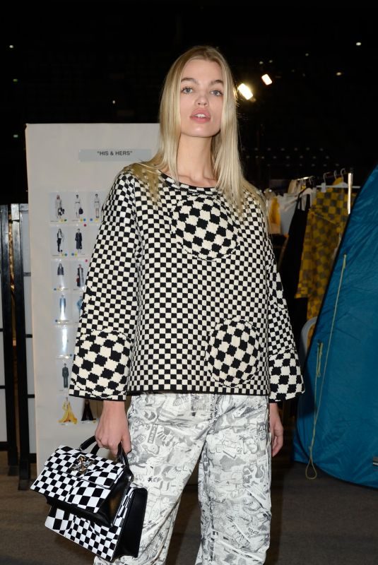 DAPHNE GROENEVELS at Off-white Show at Paris Fashion Week 02/28/2019