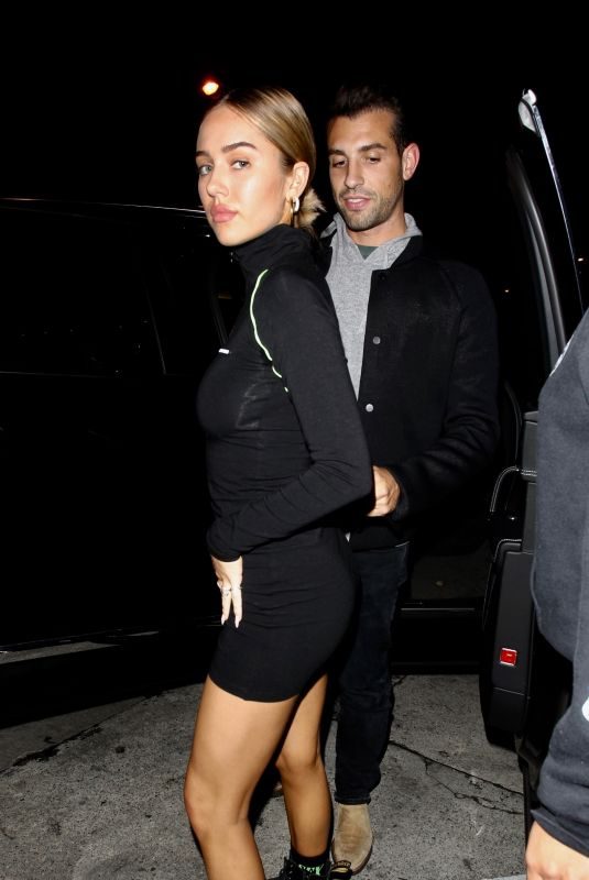 DELILAH HAMLIN Leaves Craig’s in West Hollywood 03/21/2019