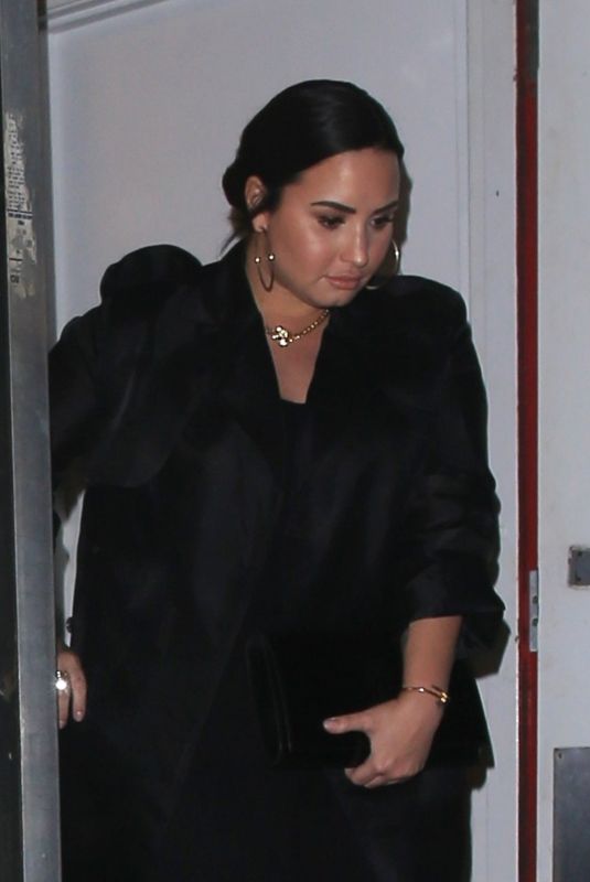 DEMI LOVATO at Craig