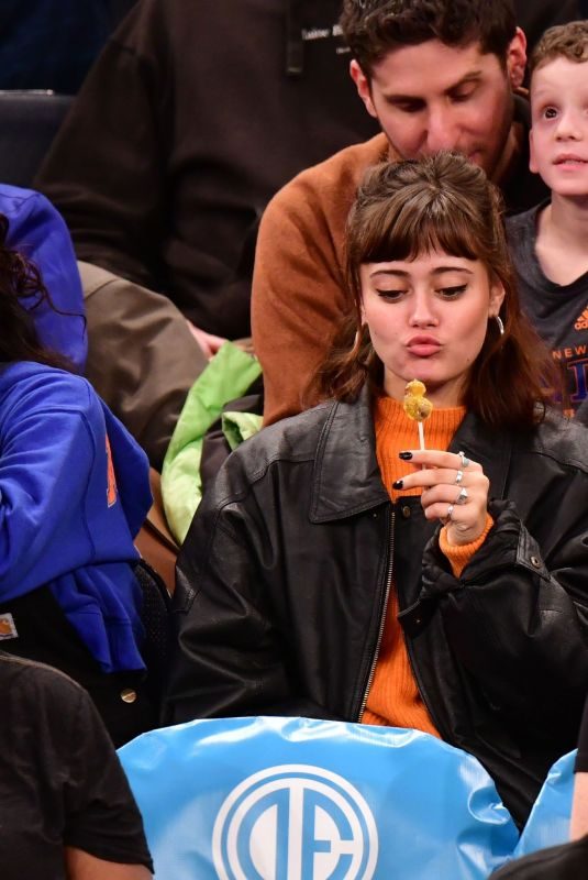 ELLA PURNELL at Sacramento Kings vs New York Knicks Game in New York 03/09/2019