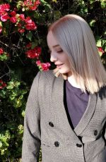 EMMA DUMONT - Instagram Pictures, March 2019