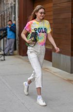 GIGI HADID Arrives at Her Apartment in New York 03/30/2019