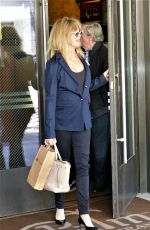 GOLDIE HAWN Out for Lunch in Los Angeles 03/14/2019