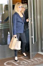 GOLDIE HAWN Out for Lunch in Los Angeles 03/14/2019