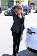 GOLDIE HAWN Out for Lunch in Los Angeles 03/14/2019