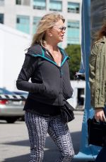 GOLDIE HAWN Out for Lunch in Los Angeles 03/29/2019