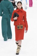 GRACE ELIZABETH at Chanel Runway Show at Paris Fashion Week 03/05/2019