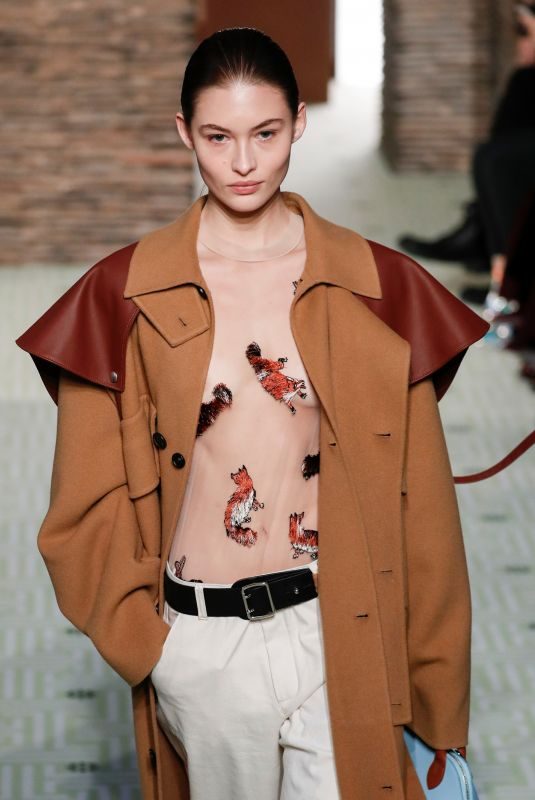 GRACE ELIZABETH at Lanvin Runway Show at PFW in Paris 02/27/2019