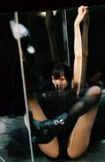 GRACE HARTZEL for Vogue Magazine, Czech April 2019