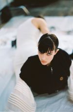 GRACE HARTZEL for Vogue Magazine, Czech April 2019