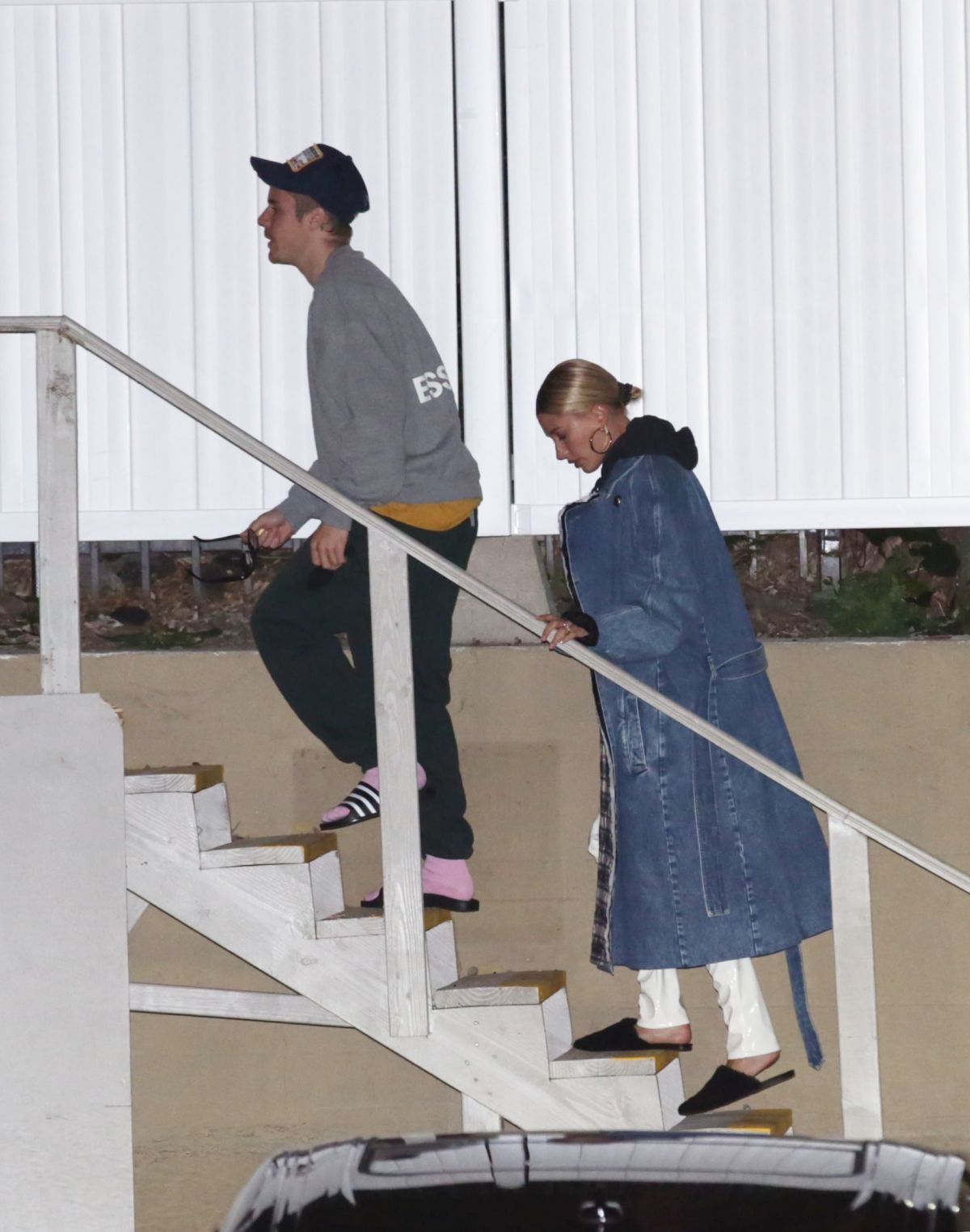 hailey-and-justin-bieber-night-out-in-los-angeles-03-20-2019-4.jpg