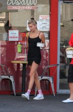 HAILEY and Justin BIEBER Out for Lunch in Costa Mesa 03/23/2019