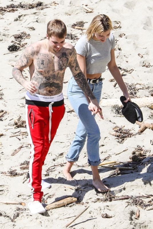 HAILEY and Justin BIEBER Out on Newport Beach in California 03/20/2019