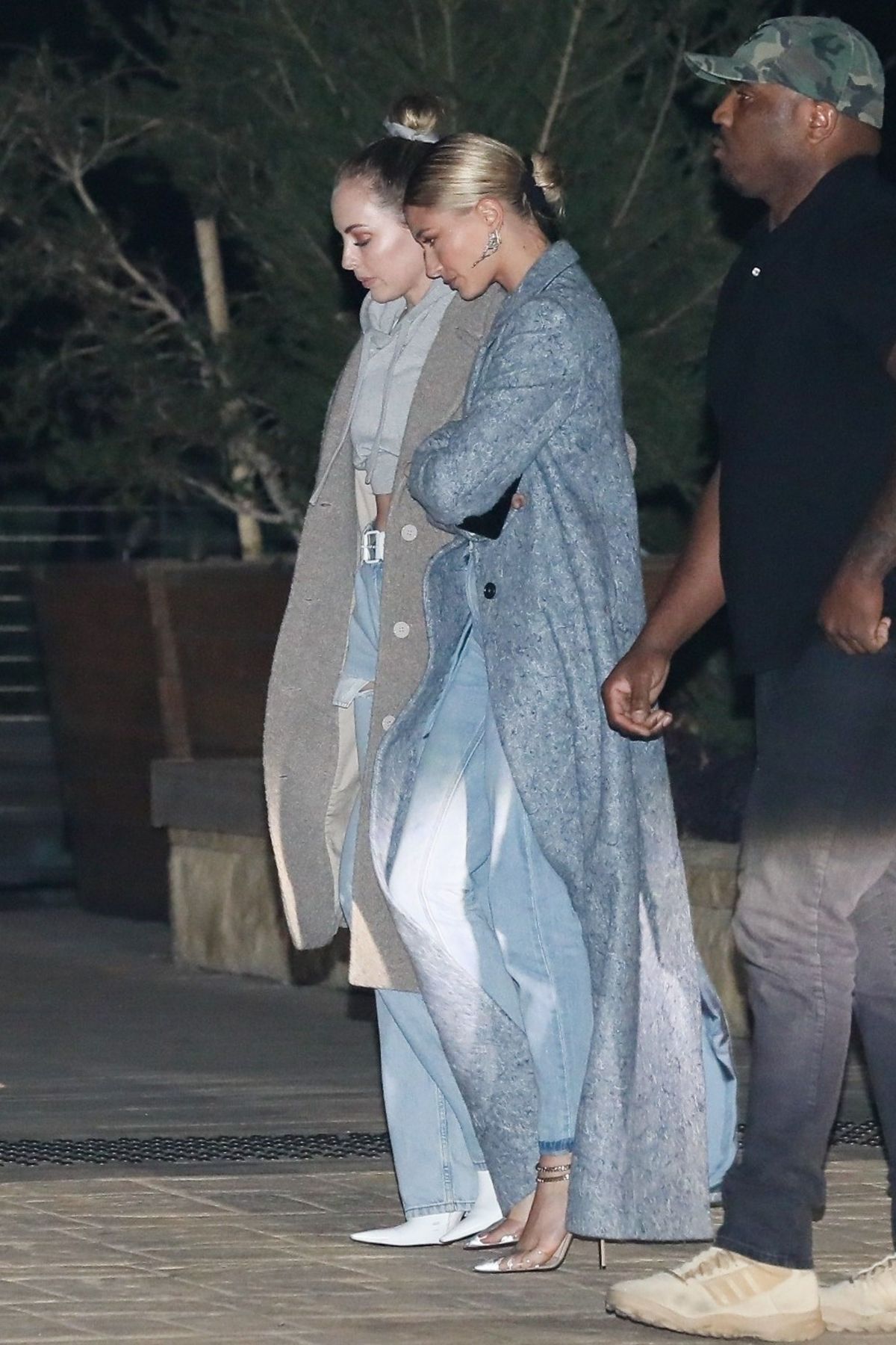 hailey-bieber-arrives-at-nobu-in-malibu-03-19-2019-2.jpg