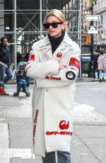 HAILEY BIEBER Heading to a Beauty Salon in New York 03/08/2019