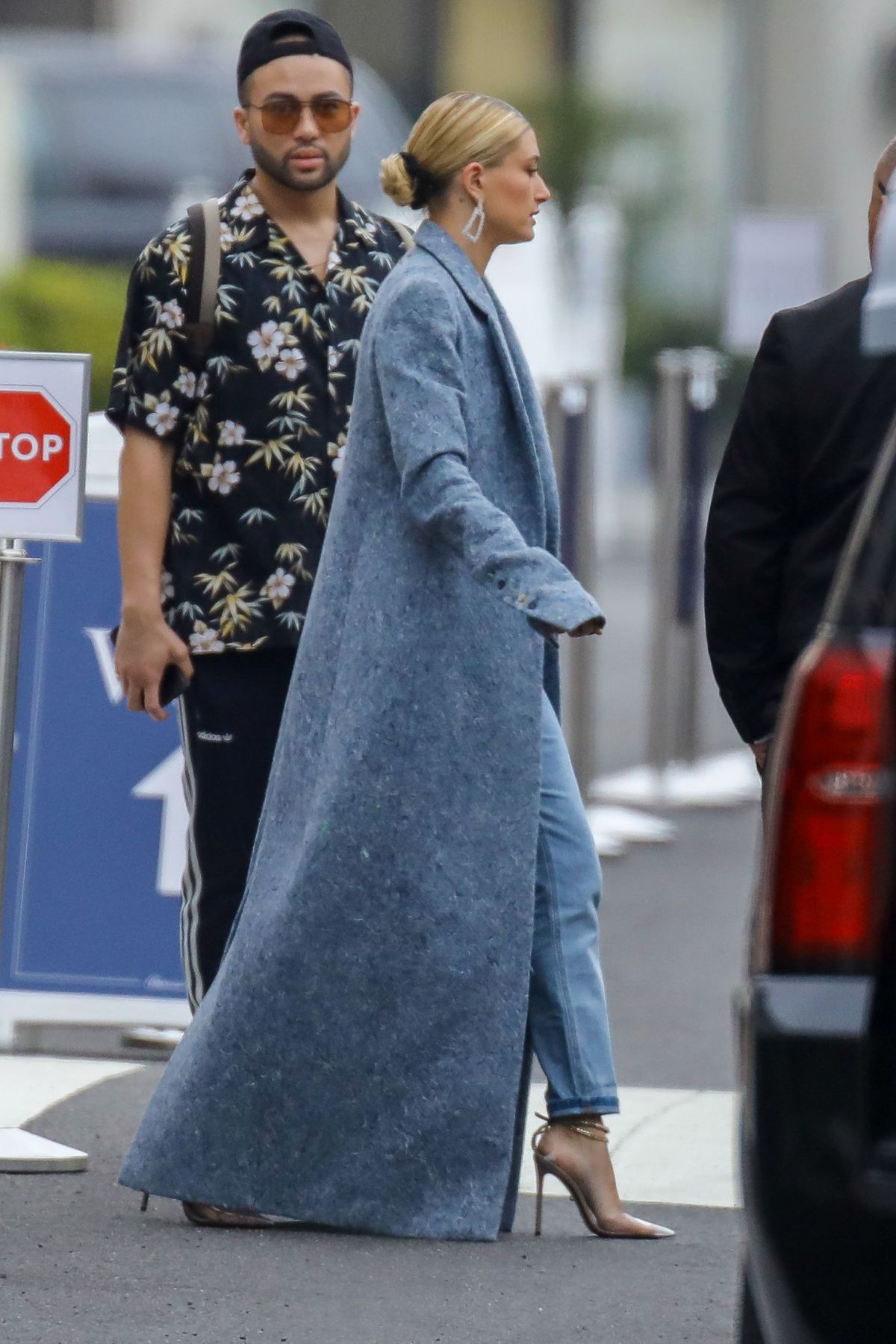 hailey-bieber-out-shopping-in-malibu-03-19-2019-8.jpg