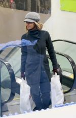 HALLE BERRY Shopping at Duane Reade Drugstore in New York 03/01/2019