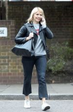 HOLLY WILLOUGHBY Out and About in London 03/20/2019