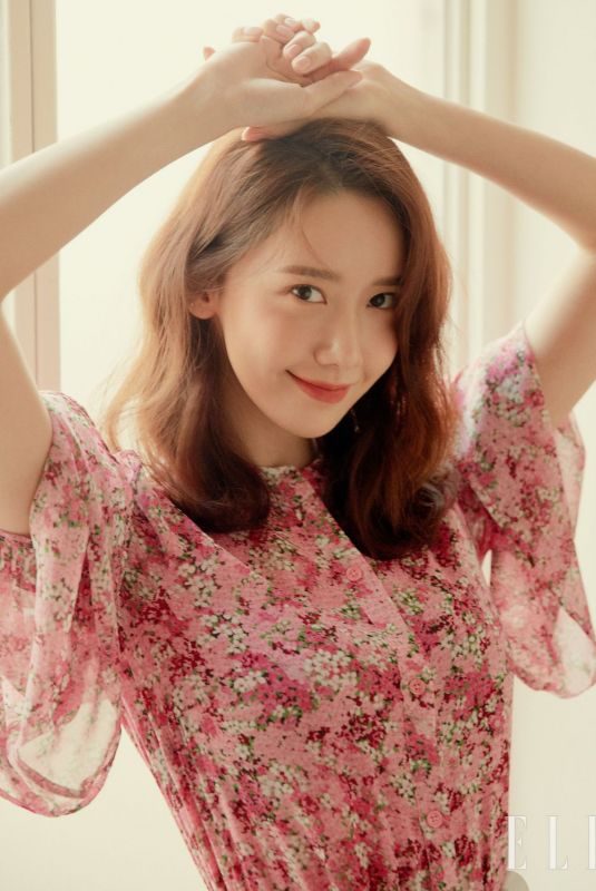 IM YOON-AH in Michael Kors Spring/Summer Collection for Elle Magazine, March 2019