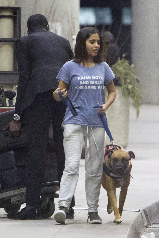 ISABELA MONER Out with Her Dog at LAX Airport in Los Angeles 03/29/2019