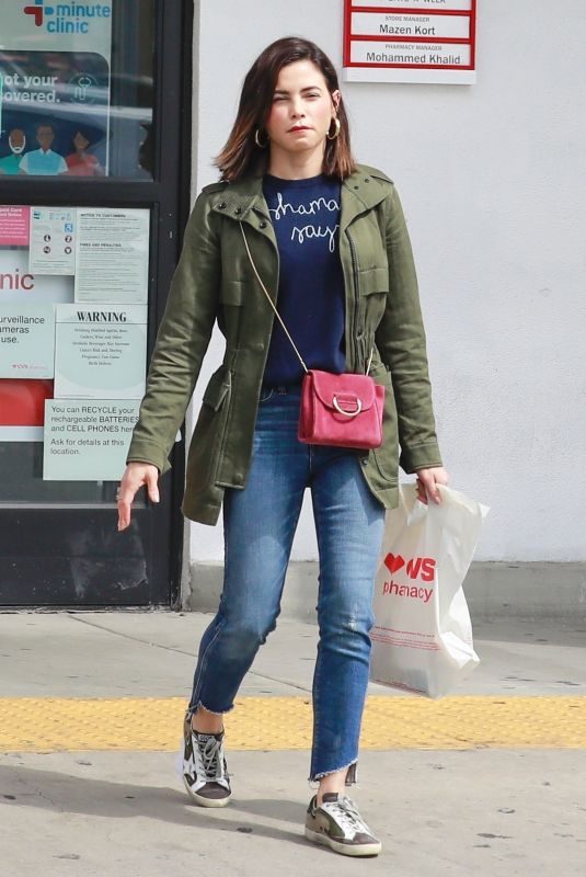 JENNA DEWAN Out Shopping in Studio City 03/22/2019