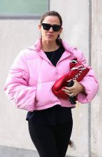 JENNIFER GARNER Arrives at Boxing Class in Brentwood 03/11/2019