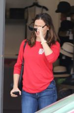 JENNIFER GARNER at a Nail Salon in Los Angeles 03/23/2019