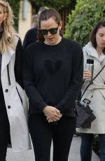 JENNIFER GARNER Out and About in Los Angeles 03/21/2019