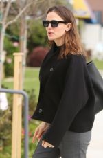 JENNIFER GARNER Out and About in Pacific Palisades 03/10/2019