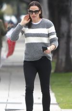 JENNIFER GARNER Out and About in Santa Monica 02/28/2019