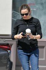 JENNIFER GARNER Out and About in Studio City 03/09/2019