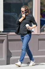 JENNIFER GARNER Out and About in Studio City 03/09/2019