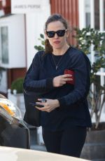 JENNIFER GARNER Out for Lunch in Brentwood 03/14/2019