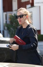 JENNIFER GARNER Out for Lunch in Brentwood 03/14/2019